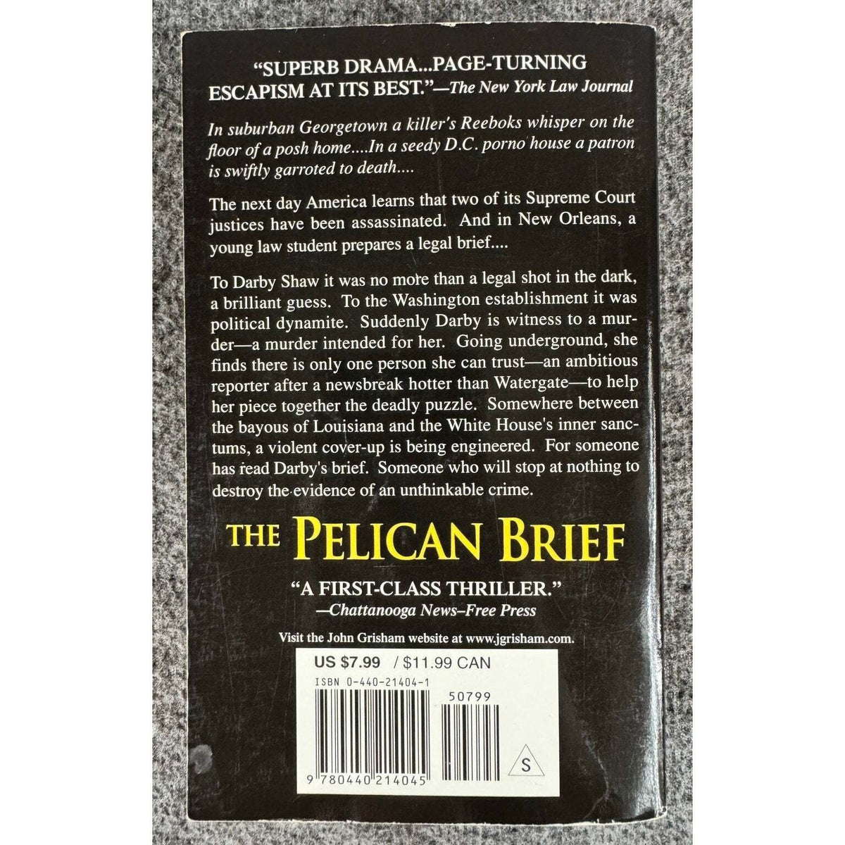 The Pelican Brief by John Grisham (Paperback) - Image 2