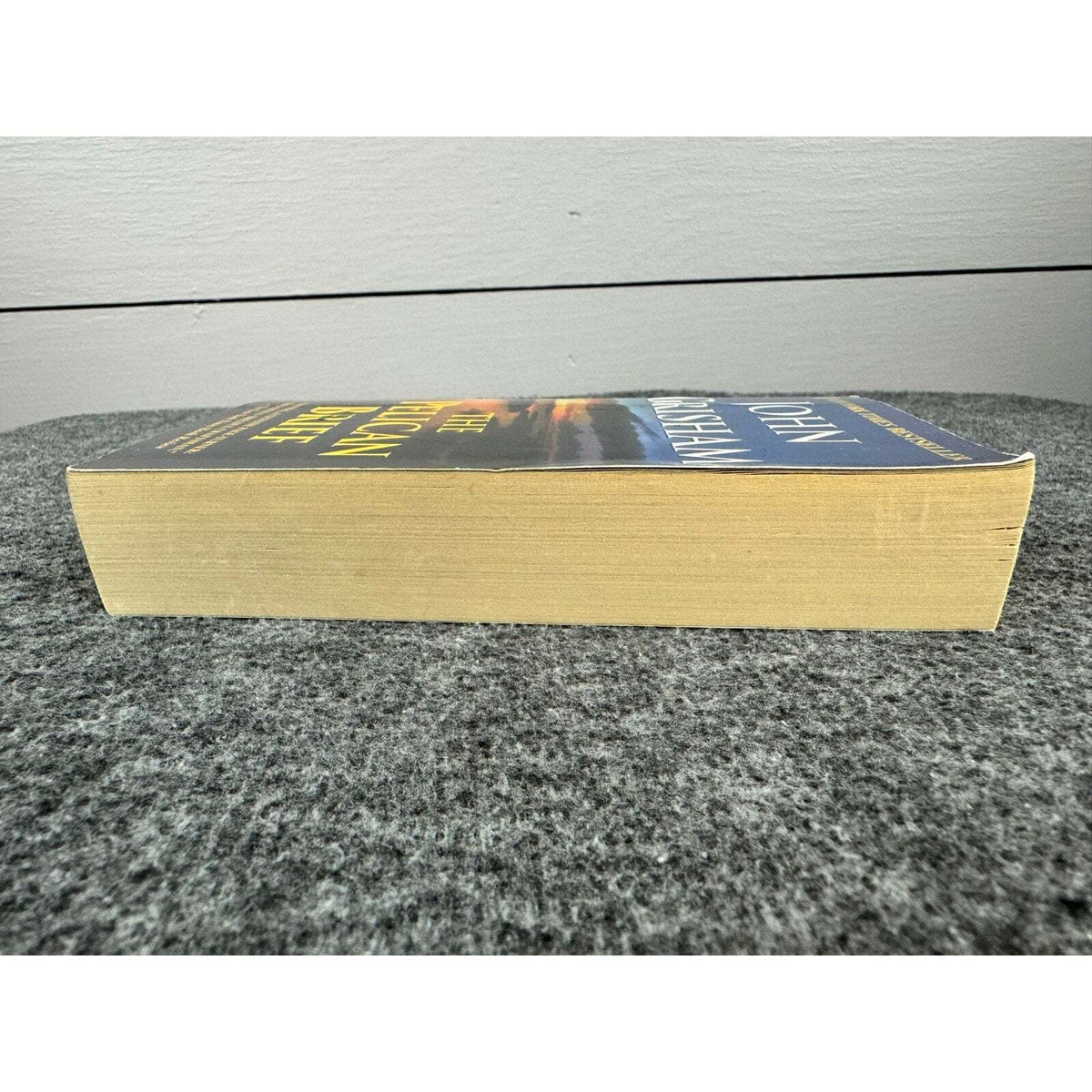 The Pelican Brief by John Grisham (Paperback) - Image 5