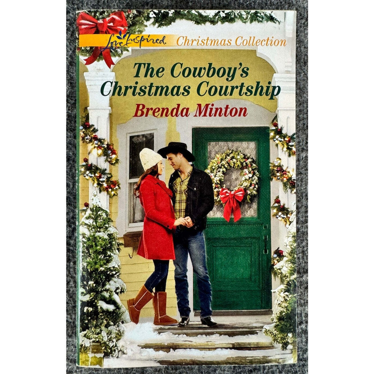 The Cowboy's Christmas Courtship by Brenda Minton (Paperback) - Image 1