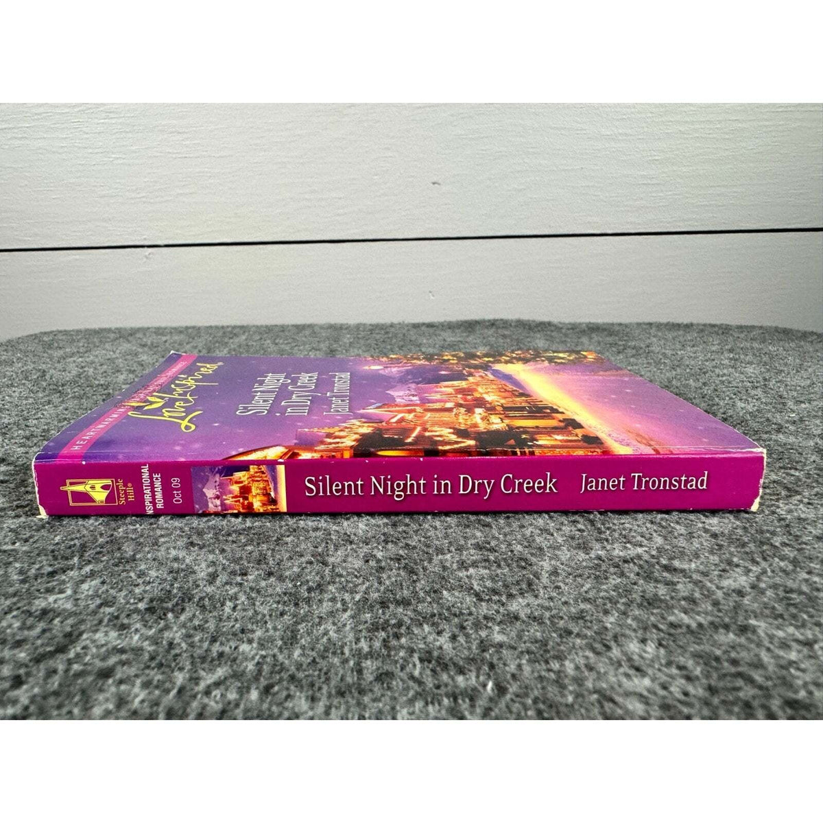 Silent Night in Dry Creek by Janet Tronstad (Paperback) - Image 3