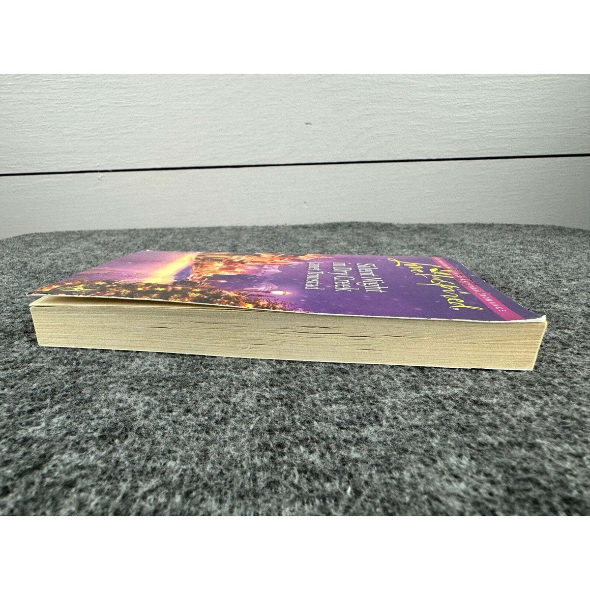 Silent Night in Dry Creek by Janet Tronstad (Paperback) - Image 5