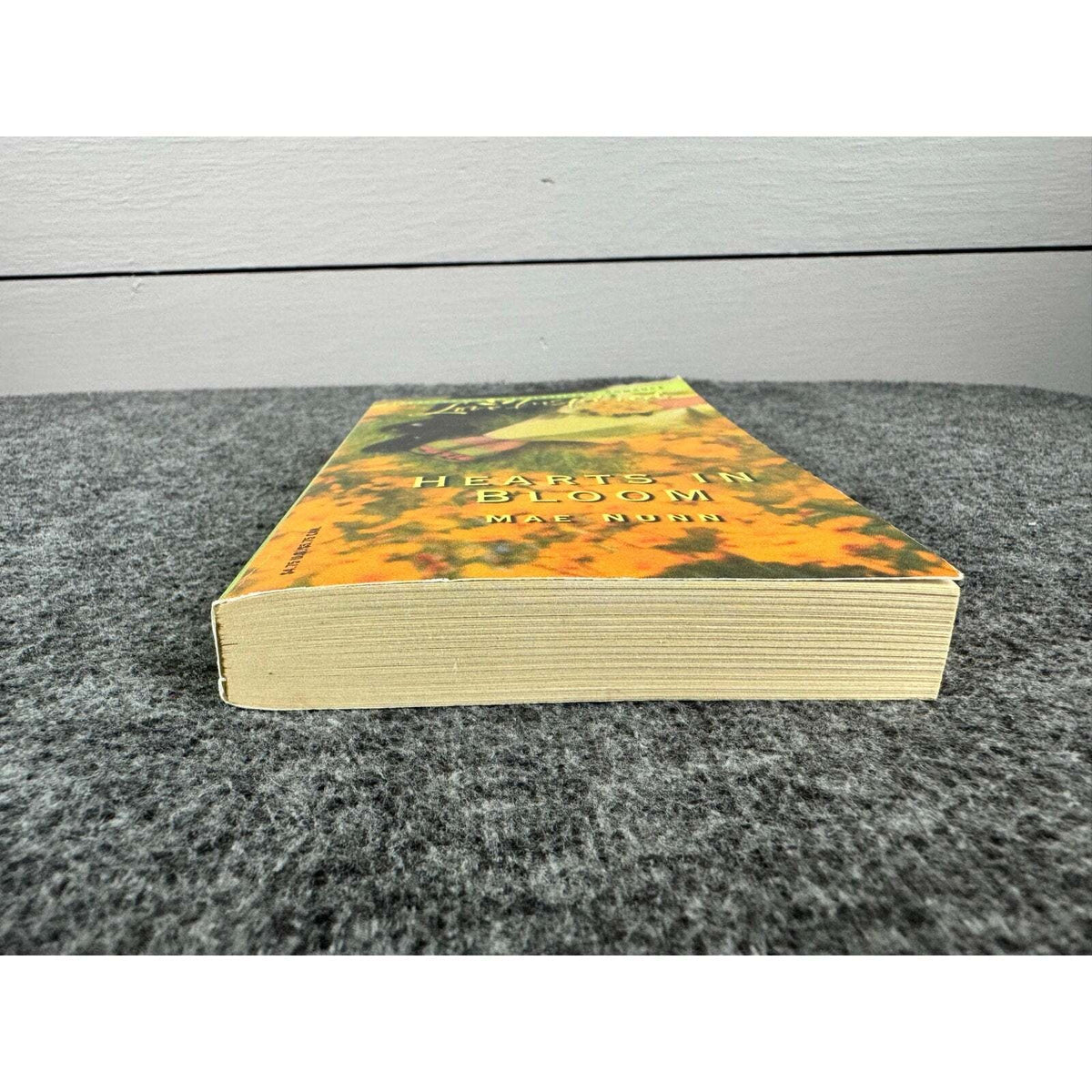 Hearts in Bloom by Mae Nunn (Paperback) - Image 4