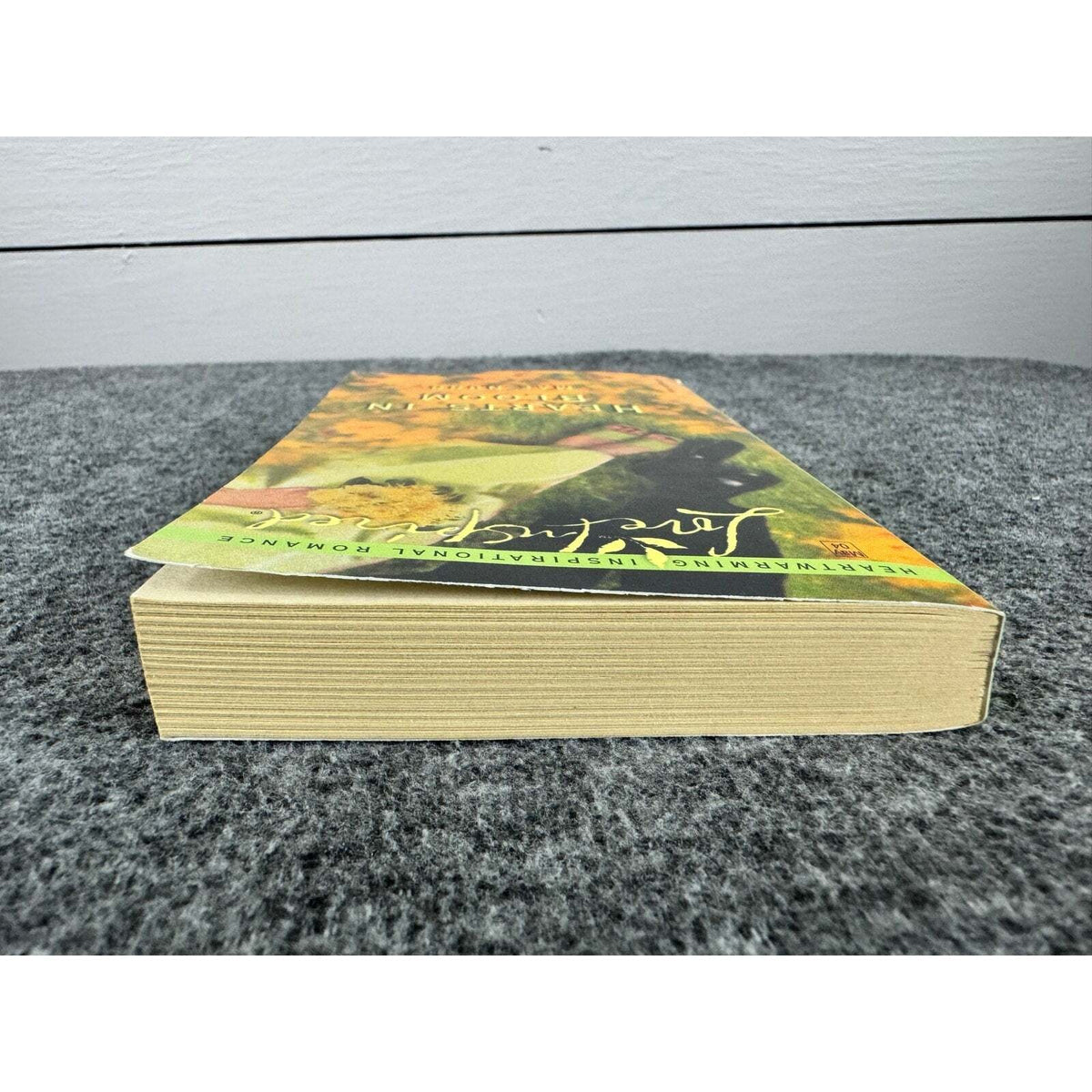 Hearts in Bloom by Mae Nunn (Paperback) - Image 6