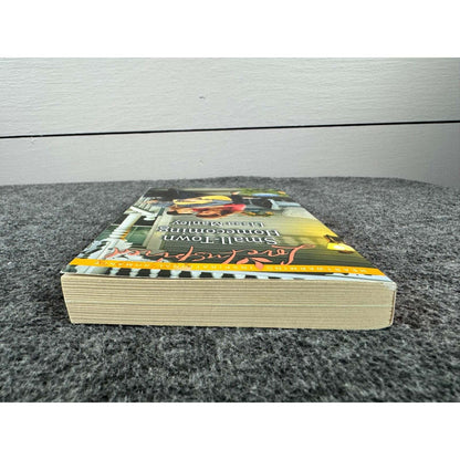 Small-Town Homecoming by Lissa Manley (Paperback) - Image 6