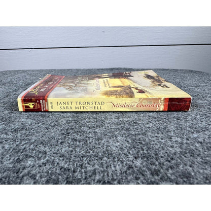 Mistletoe Courtship by Janet Tronstad (Paperback) - Image 3