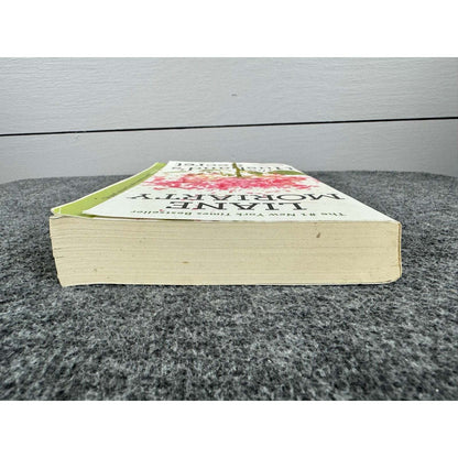 The Husband's Secret by Liane Moriarty (Paperback) - Image 6