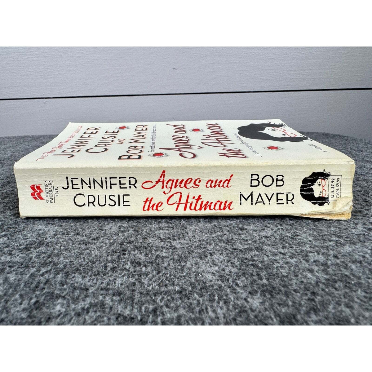 Agnes and the Hitman by Jennifer Cruise (Paperback) - Image 3