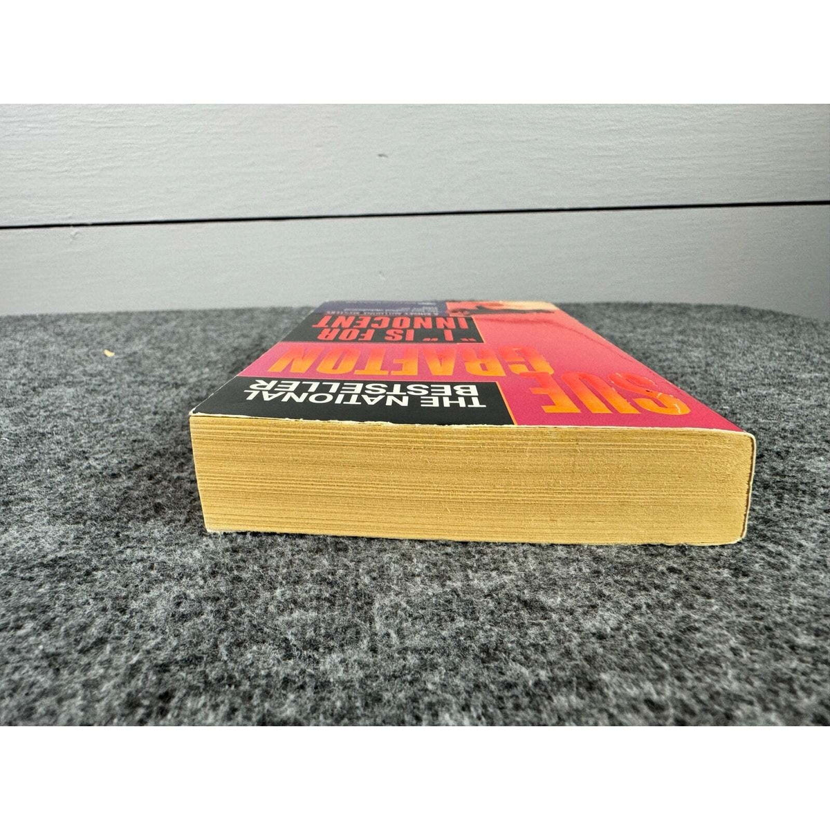 I is for Innocent by Sue Grafton (Paperback) - Image 6