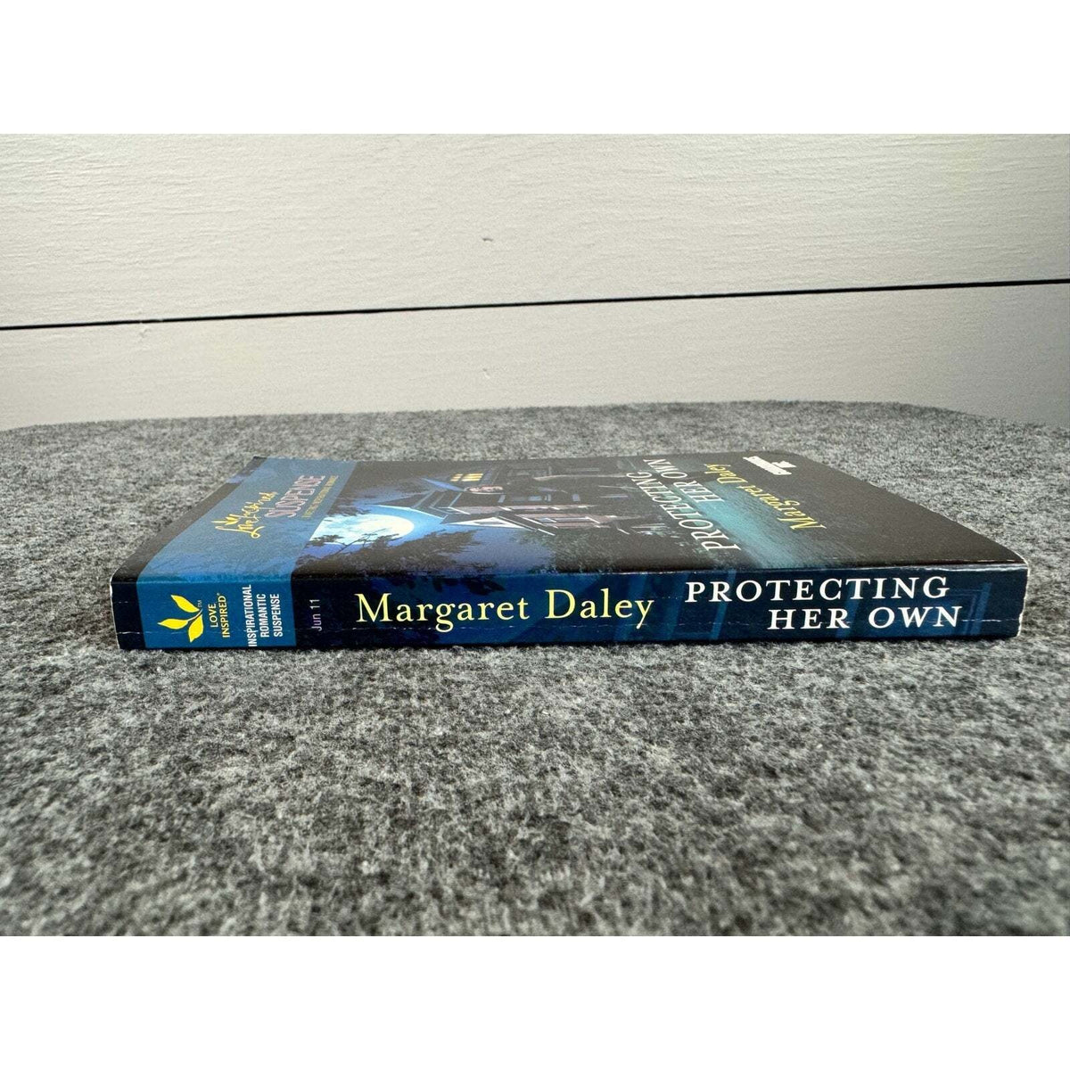 Protecting Her Own by Margaret Daley (Paperback) - Image 3
