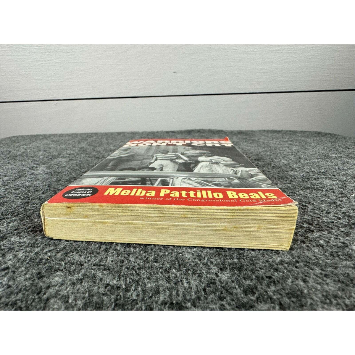 Warriors Don't Cry by Melba Pattillo Beals (Paperback) - Image 4