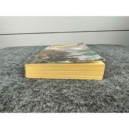 The Man on the Cliff by Janice Macdonald (Paperback) - Image 4