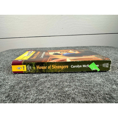 House of Strangers by Carolyn McSparren (Paperback) - Image 3