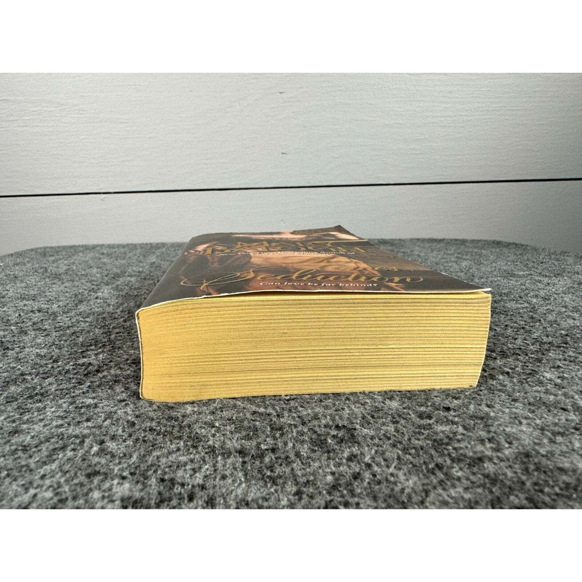 The Comes Seduction by Mary Balogh (Paperback) - Image 4