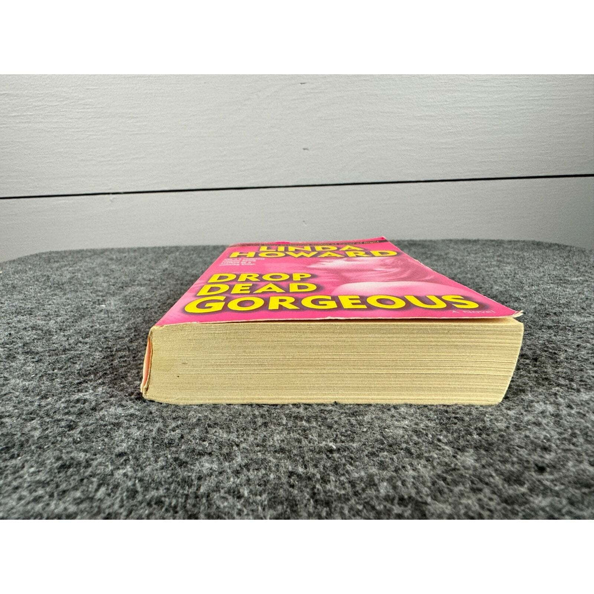 Drop Dead Gorgeous by Linda Howard (Paperback) - Image 4