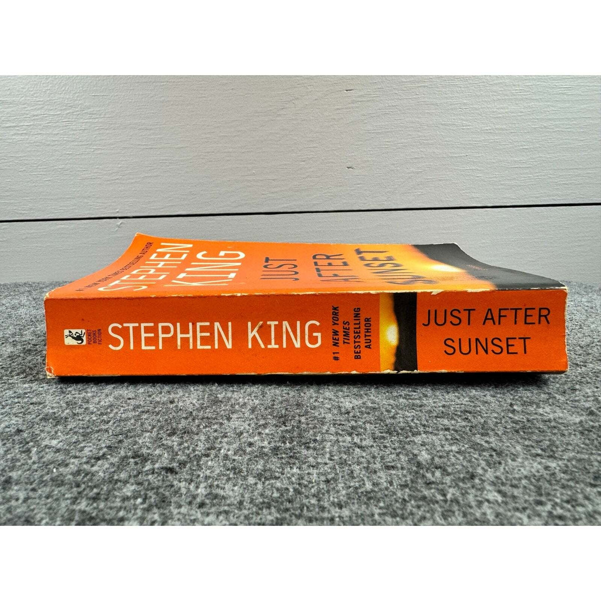 Just After Sunset by Stephen King (Paperback) - Image 3