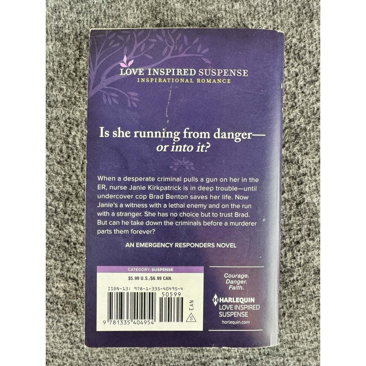 On the Run by Valerie Hansen (Paperback) - Image 2