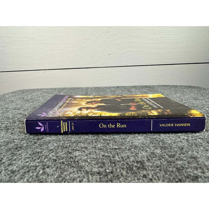 On the Run by Valerie Hansen (Paperback) - Image 3