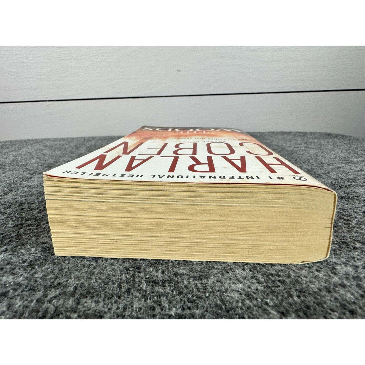 The Woods by Harlan Coben (Paperback) - Image 6