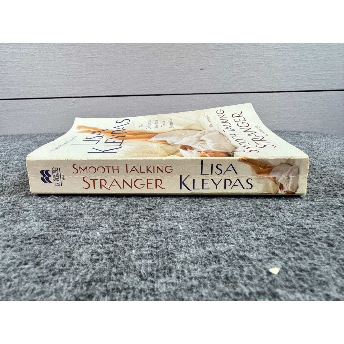 Smooth Talking Stranger by Lisa Kleypas (Paperback) - Image 3