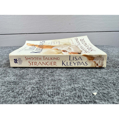 Smooth Talking Stranger by Lisa Kleypas (Paperback) - Image 3