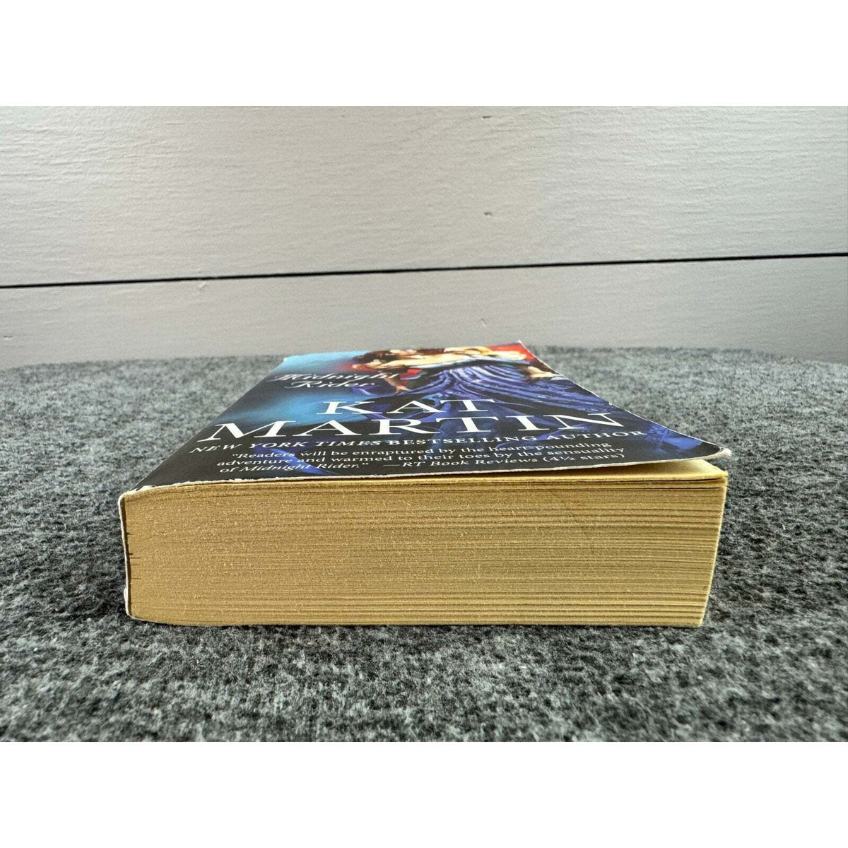 Midnight Rider by Kat Martin (Paperback) - Image 4