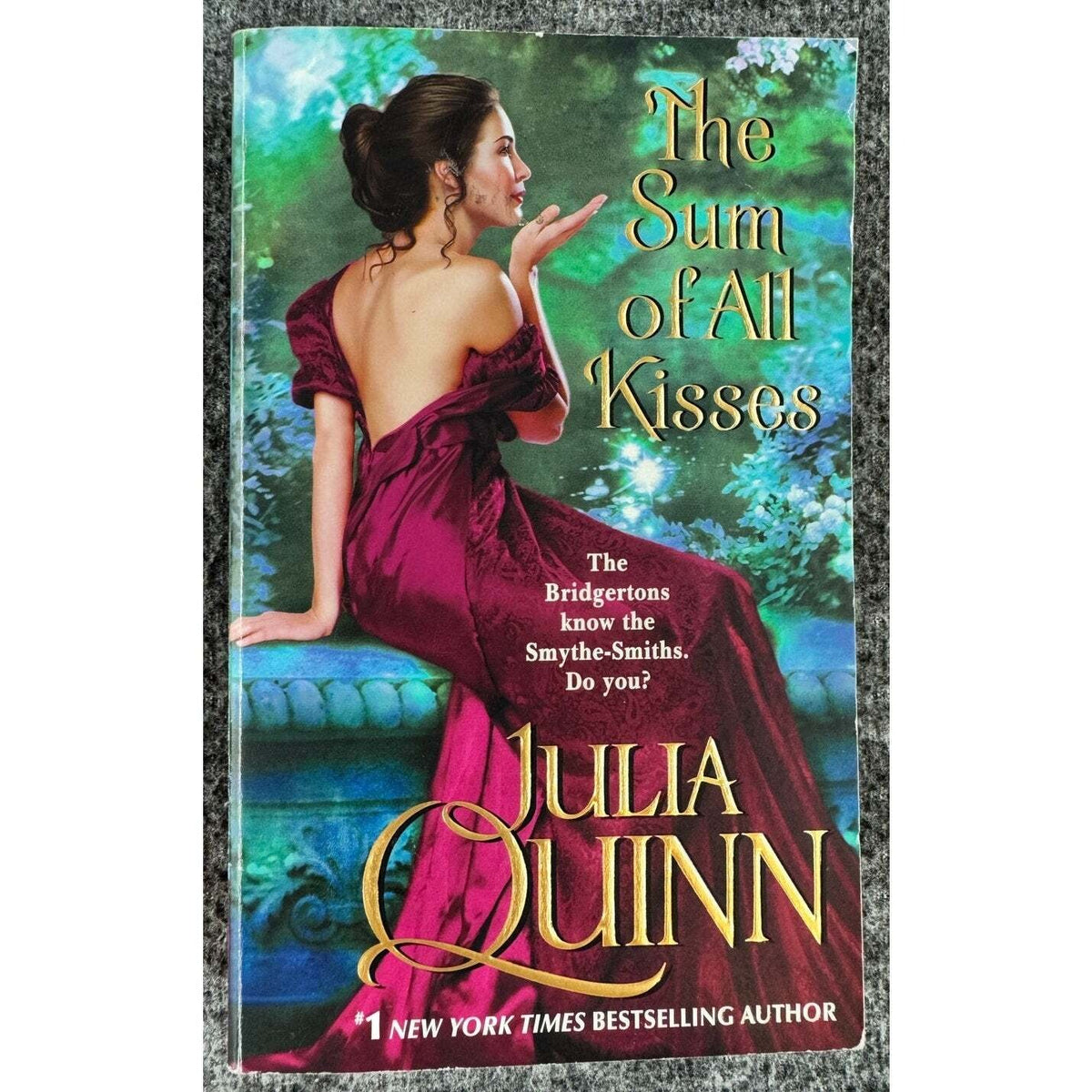 The Sum of All Kisses by Julia Quinn (Paperback) - Image 1