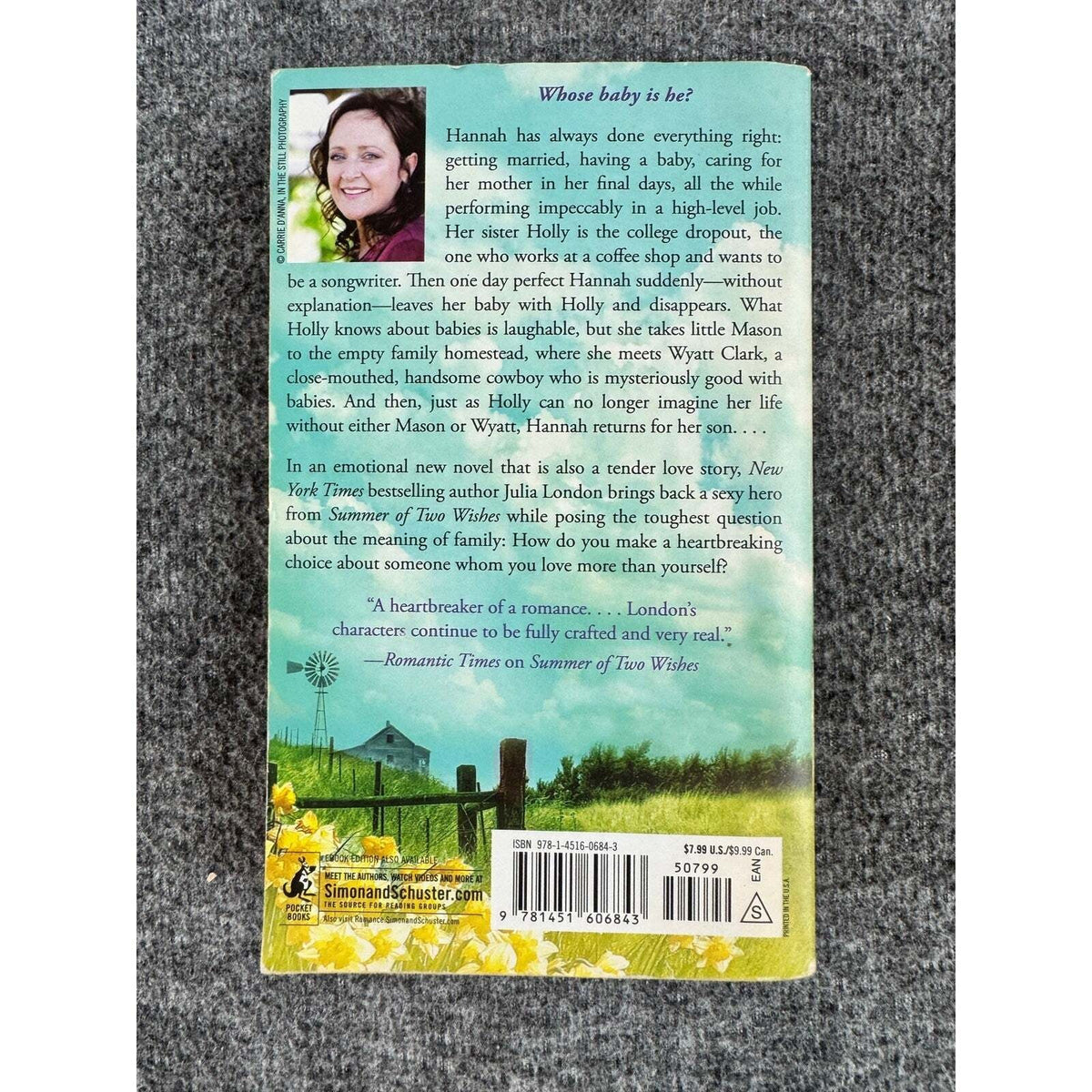 A Light at Winter's End by Julia London (Paperback) - Image 2