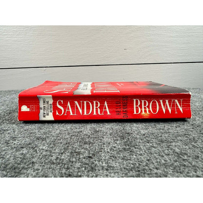 Hello, Darkness by Sandra Brown (Paperback) - Image 3