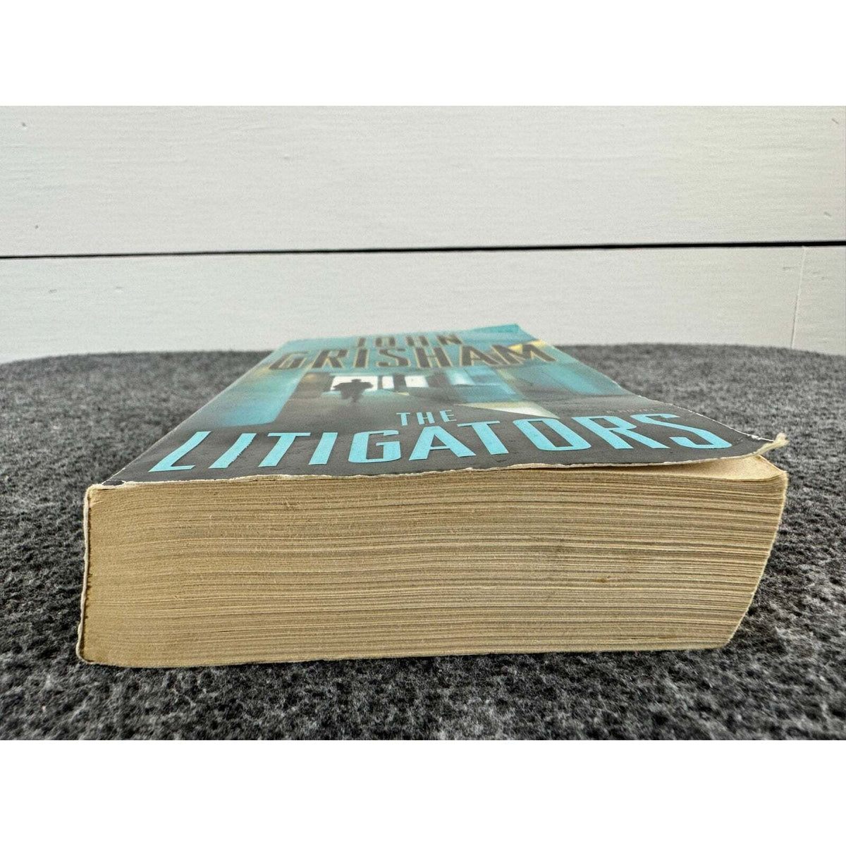 The Litigators by John Grisham (Paperback) - Image 4