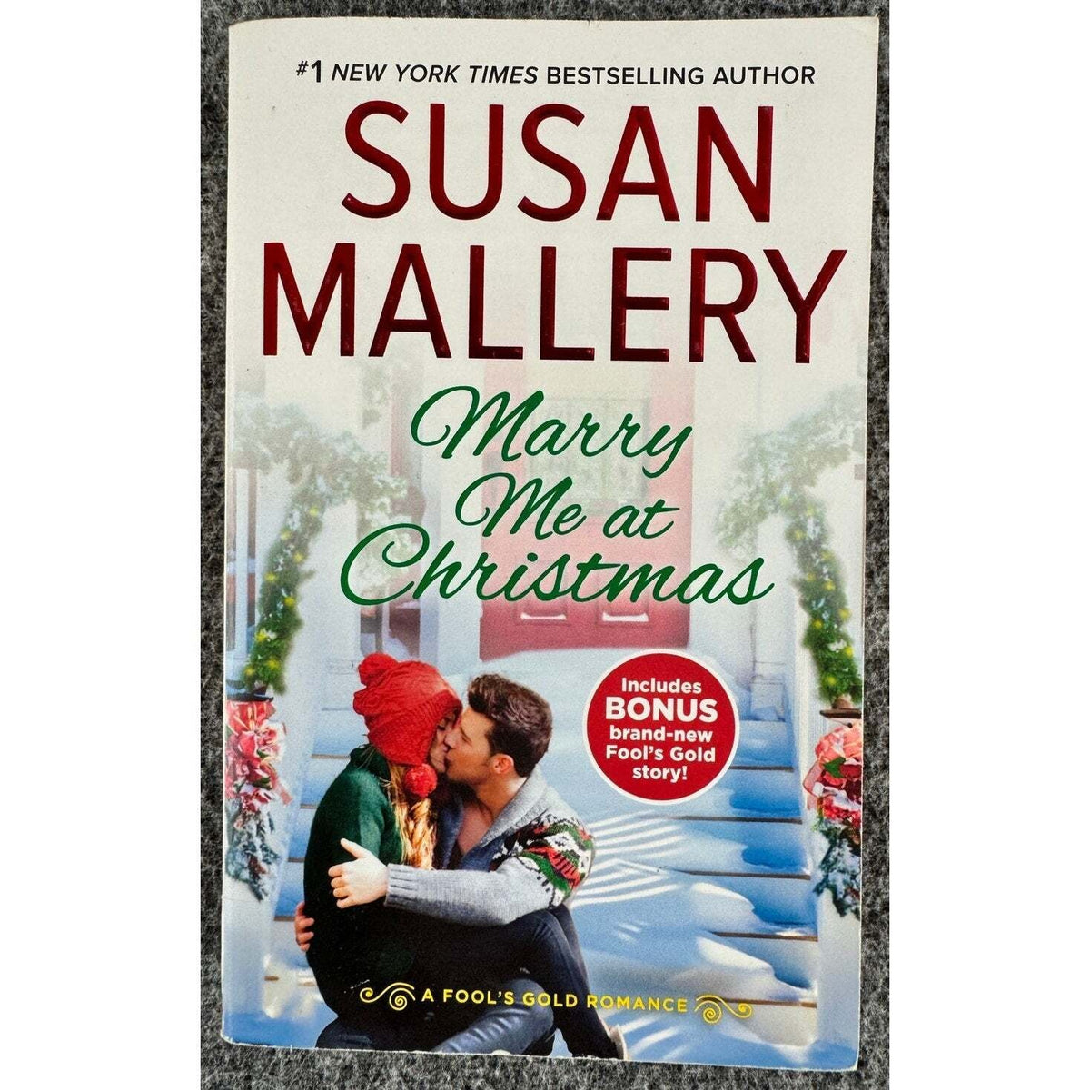 Marry Me at Christmas by Susan Mallery (Paperback) - Image 1