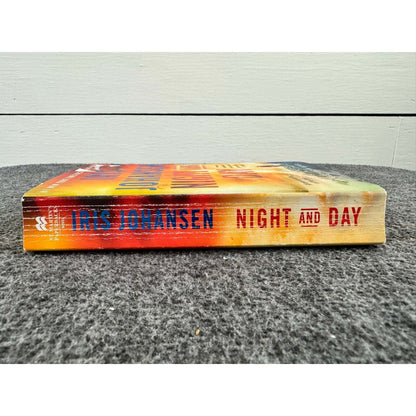 Night and Day by Iris Johansen (Paperback) - Image 3