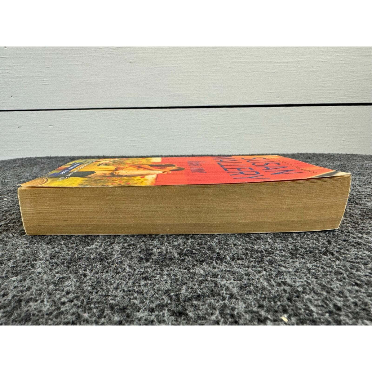 Kiss Me by Susan Mallery (Paperback) - Image 5