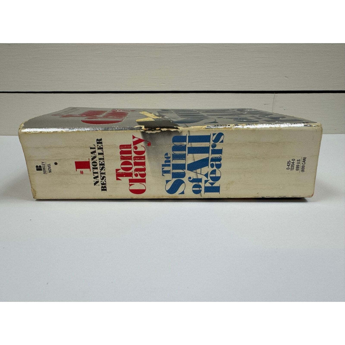 The Sum of All Fears by Tom Clancy (Paperback) - Image 3