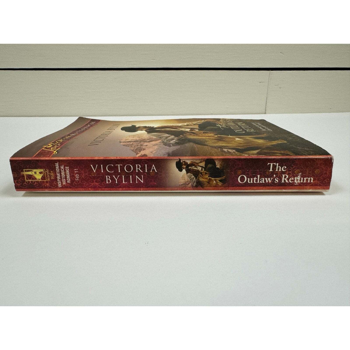 The Outlaw's Return by Victoria Bylin (Paperback) - Image 3