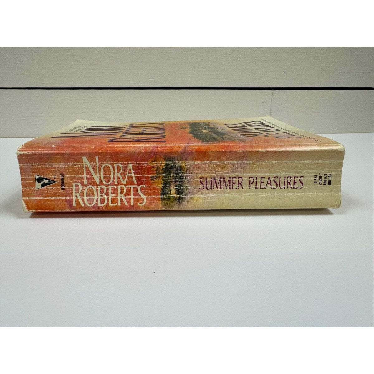 Summer Pleasures by Nora Roberts (Paperback) - Image 3