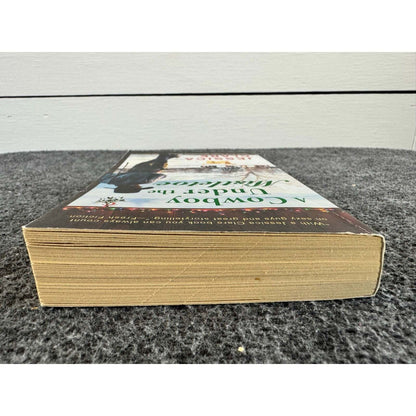 A Cowboy Under the Mistletoe by Jessica Clare (Paperback) - Image 6