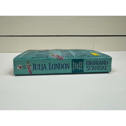 Highland Scandal by Julia London (Paperback) - Image 3