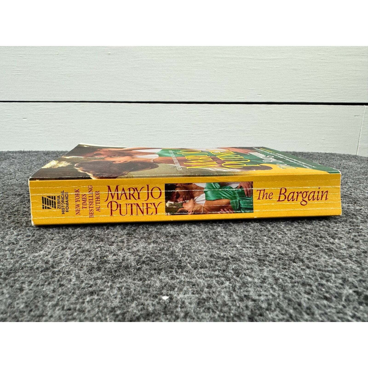 The Bargain by Mary Jo Putney (Paperback) - Image 3