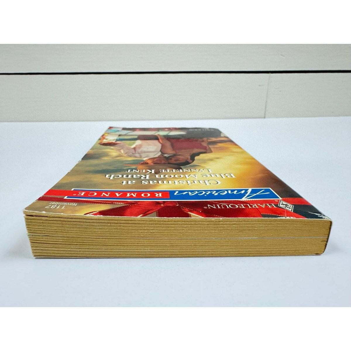 Christmas at Blue Moon Ranch by Lynnette Kent (Paperback) - Image 6
