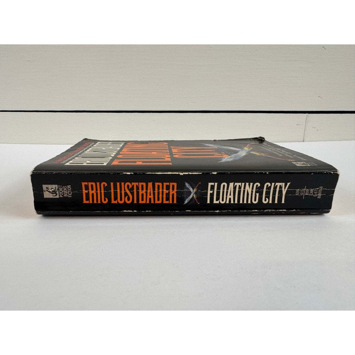 Floating City by Eric Van Lustbader (Paperback) - Image 3