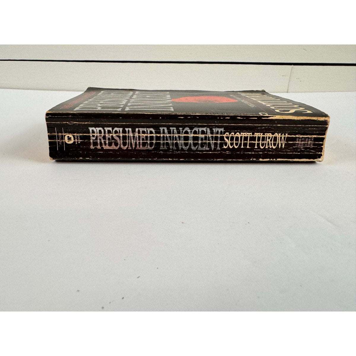 Presumed Innocent by Scott Turow (Paperback) - Image 3