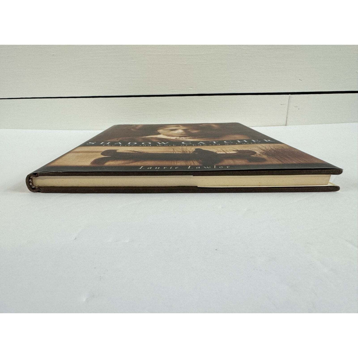 Shadow Catcher by Laurie Lawlor (Hardcover) - Image 4