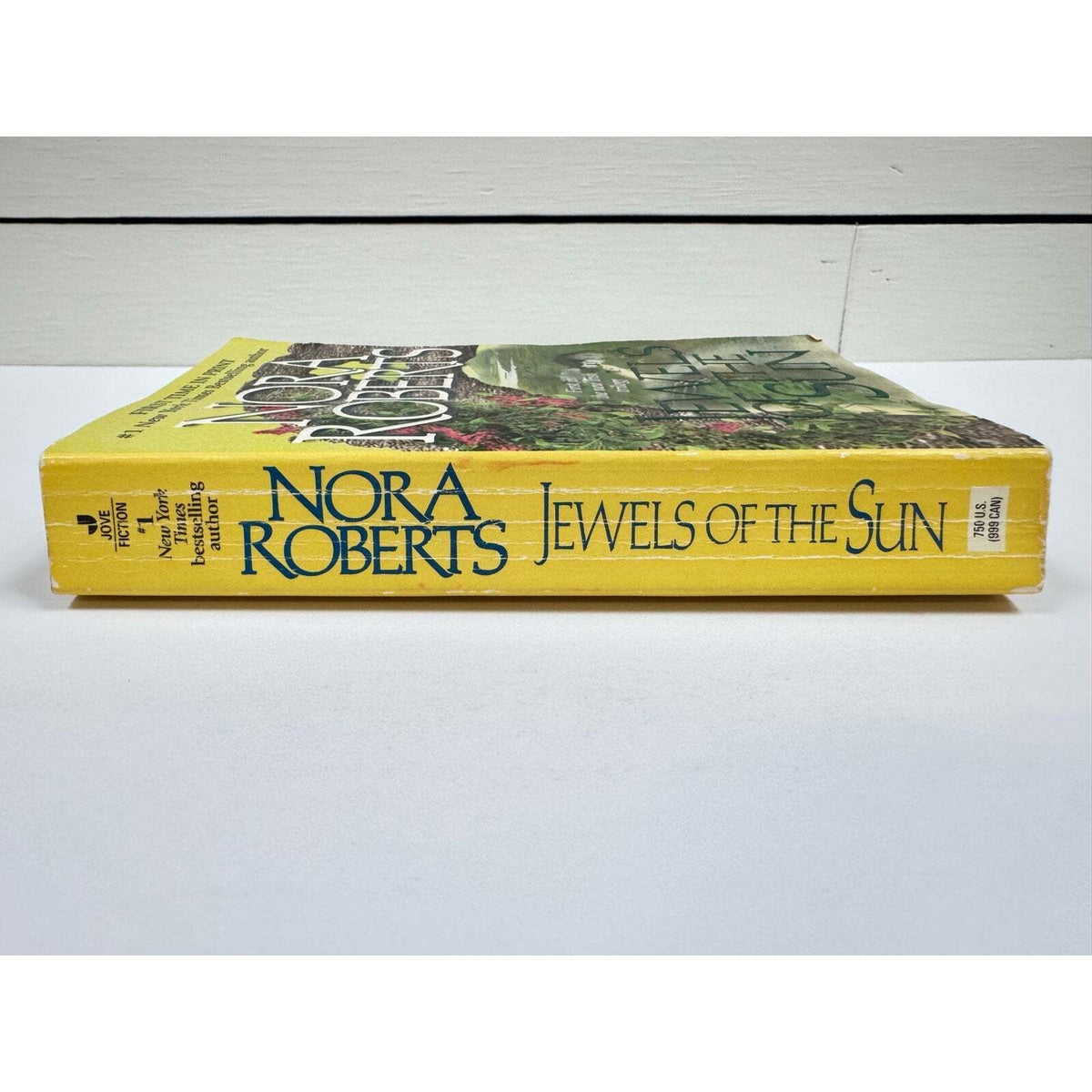 Jewels of the Sun by Nora Roberts (Paperback) - Image 3