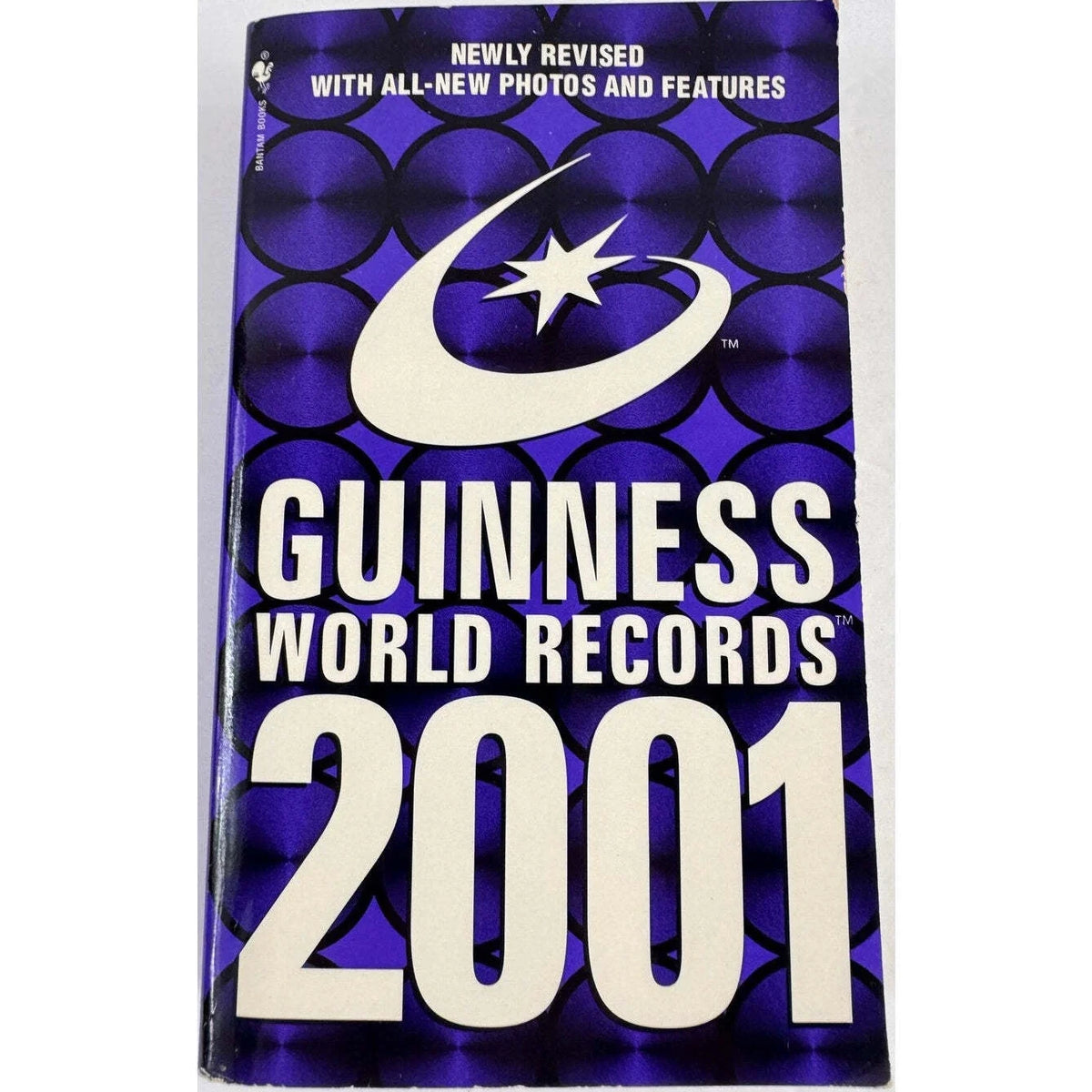 Guinness World Records 2001 by Mark C. Young (Paperback) - Image 1