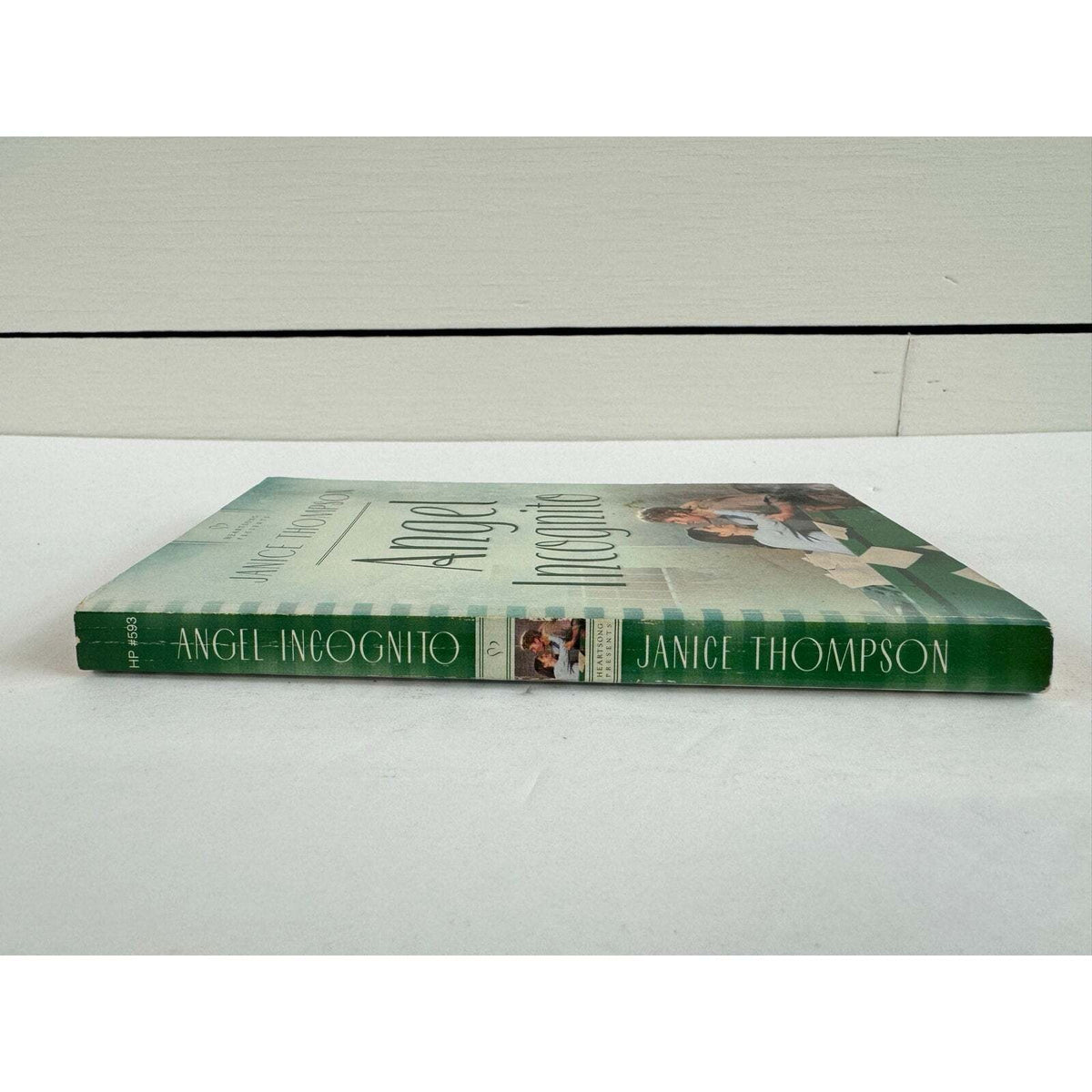 Angel Incognito by Janice Thompson (Paperback) - Image 3
