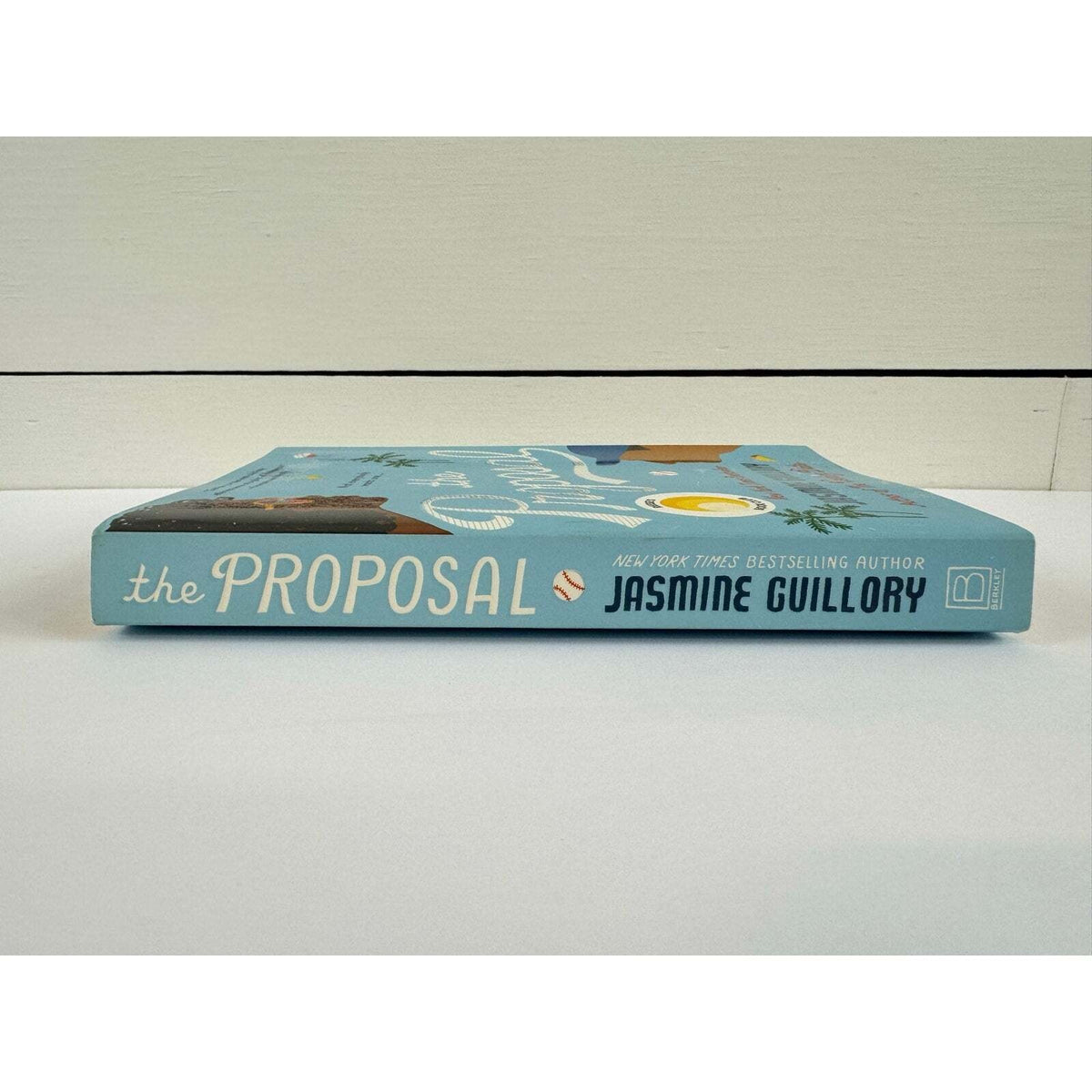 The Proposal by Jasmine Guillory (Paperback) - Image 3