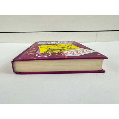 Dork Diaries: Tales from a Not-So-Popular Party Girl (Hardcover) - Image 4