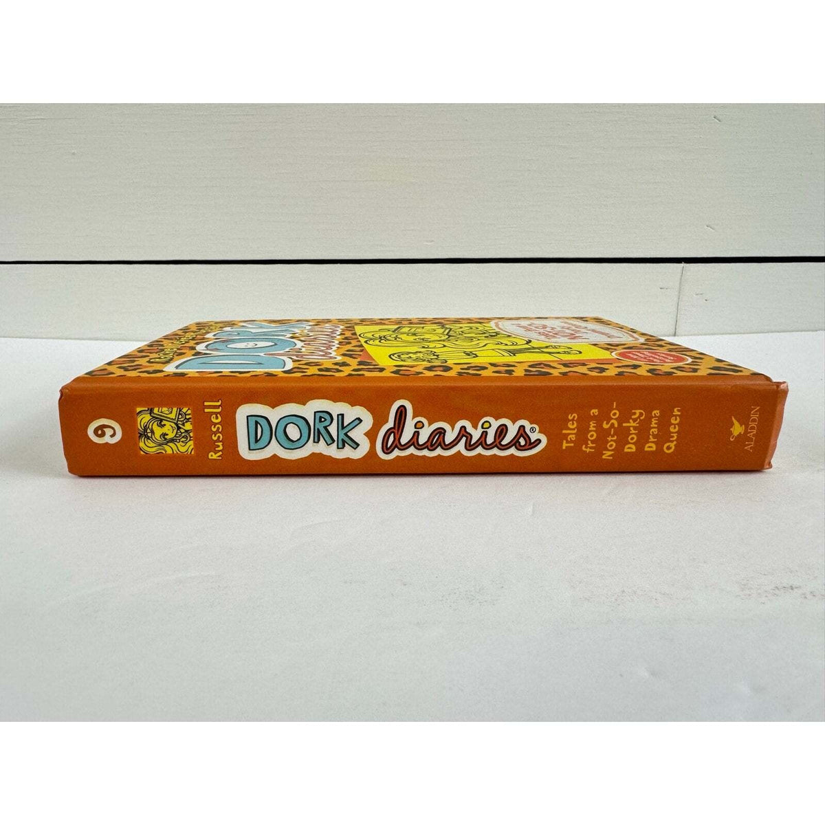 Dork Diaries: Tales from a Not-So-Dorky Drama Queen (Hardcover) - Image 3