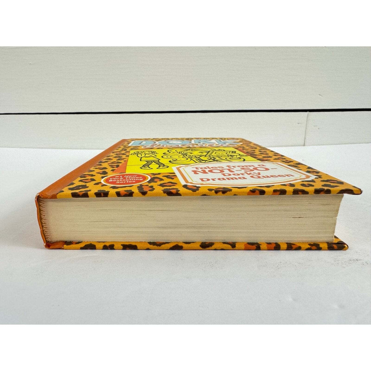 Dork Diaries: Tales from a Not-So-Dorky Drama Queen (Hardcover) - Image 4