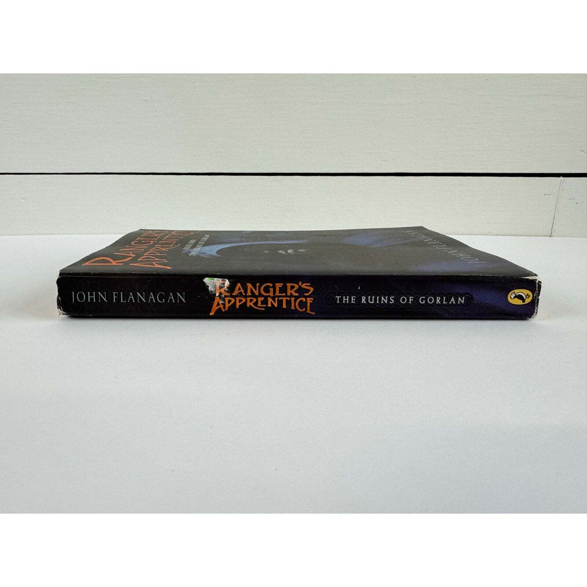 The Ruins of Gorlan by John Flanagan (Paperback) - Image 3
